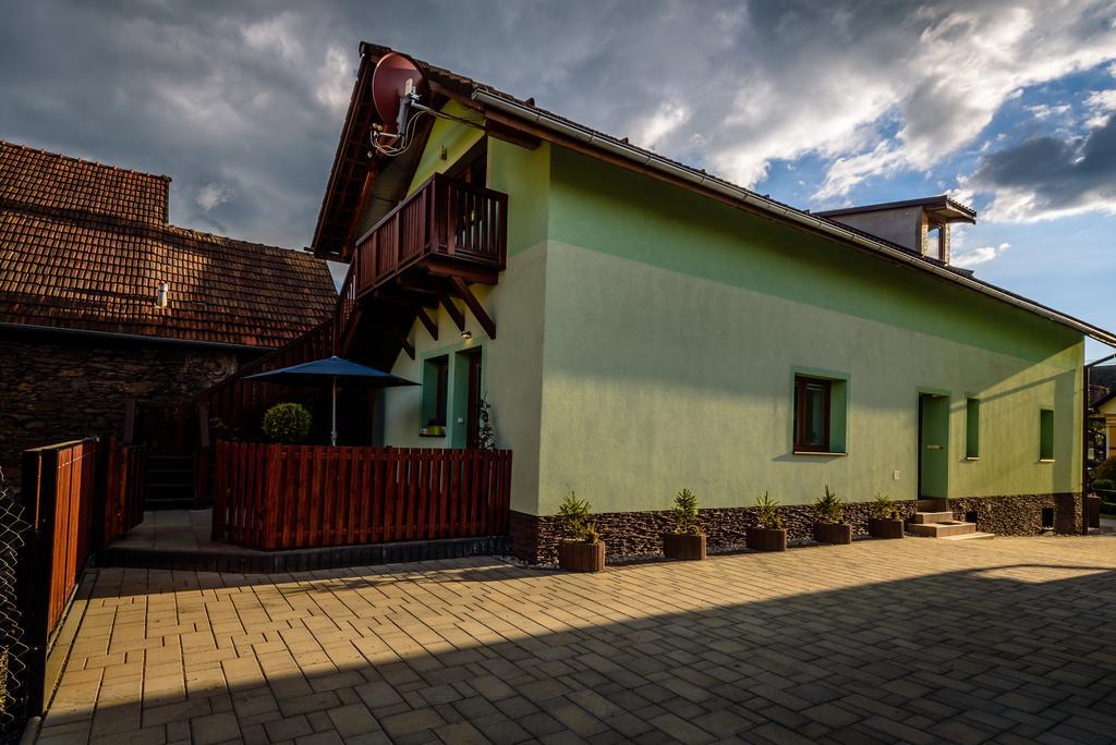 Apartamento Ubytovanie U Stefana Závažná Poruba Exterior foto